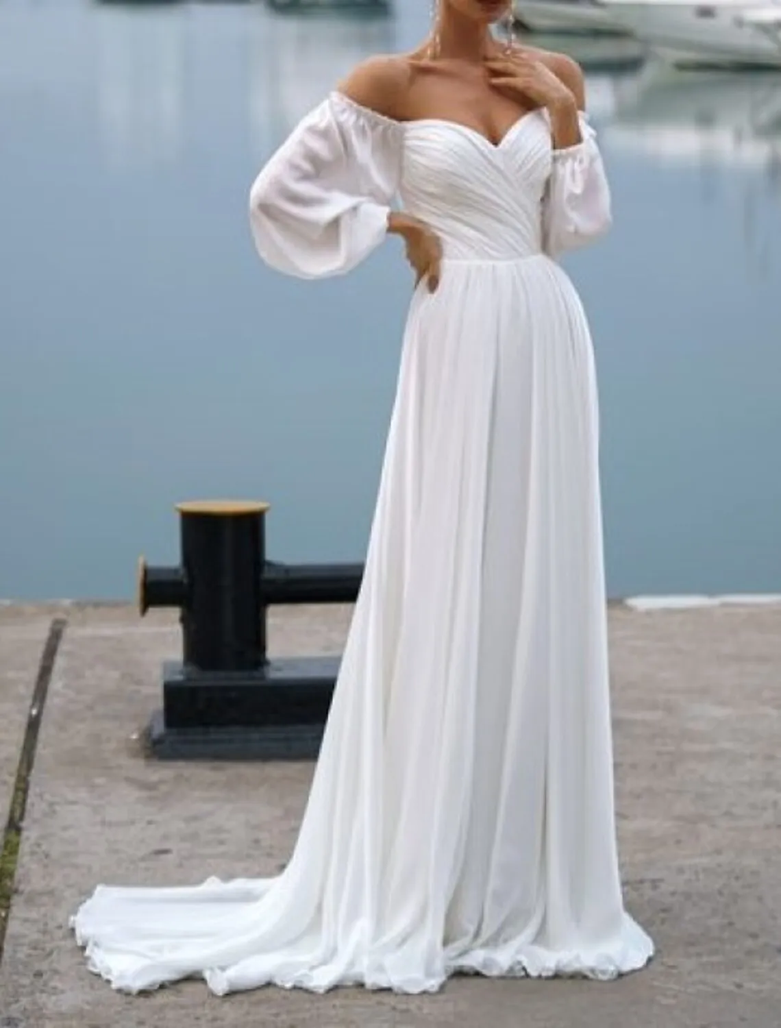 Beach Casual Wedding Dresses A-Line Off Shoulder Long Sleeve Sweep / Brush Train Chiffon Bridal Gowns With Ruched Solid Color Summer Wedding Party
