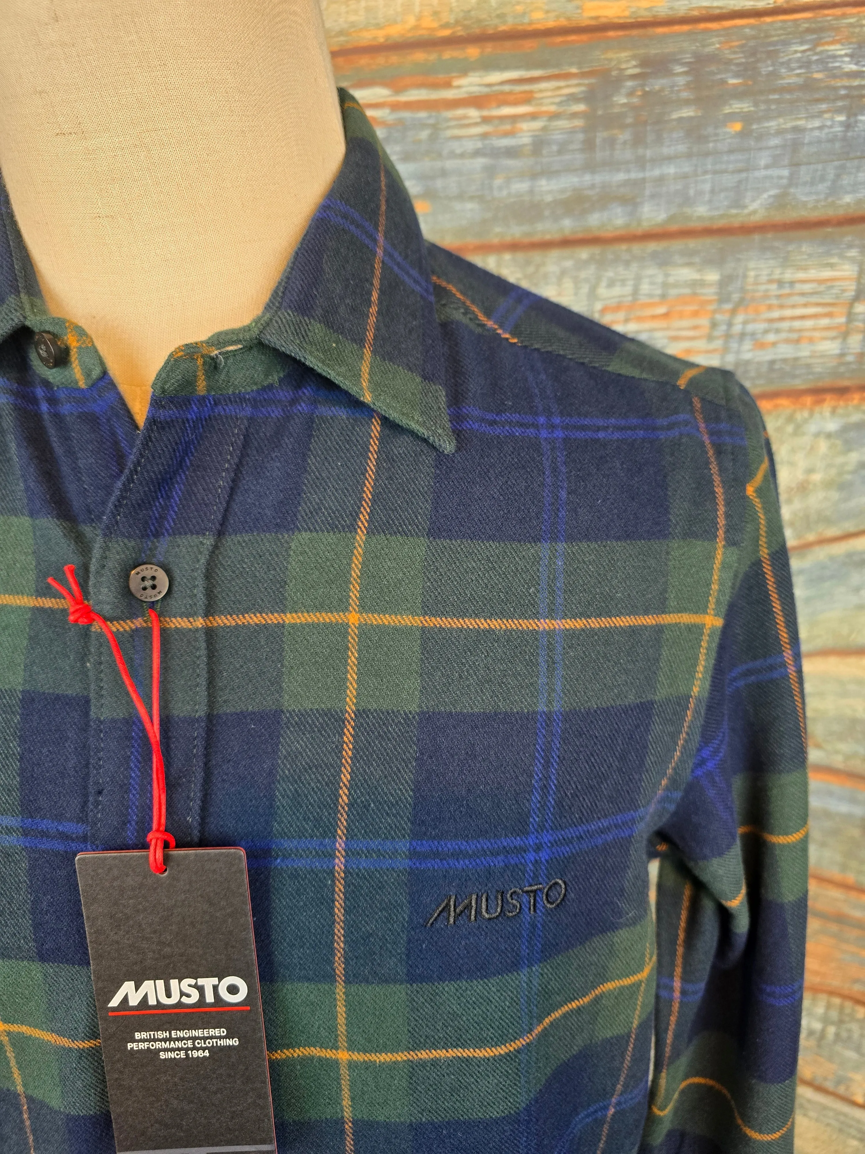 MUSTO MEN'S LONG-SLEEVE PLAID SHIRTS