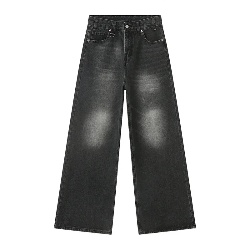 Relaxed Fit Wide-Leg Jeans